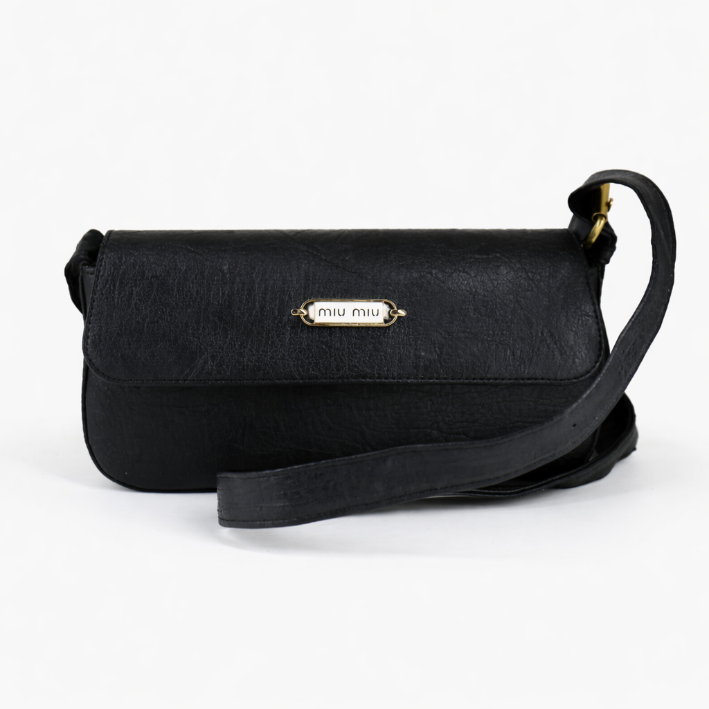 شنطة ميو ميو كروس