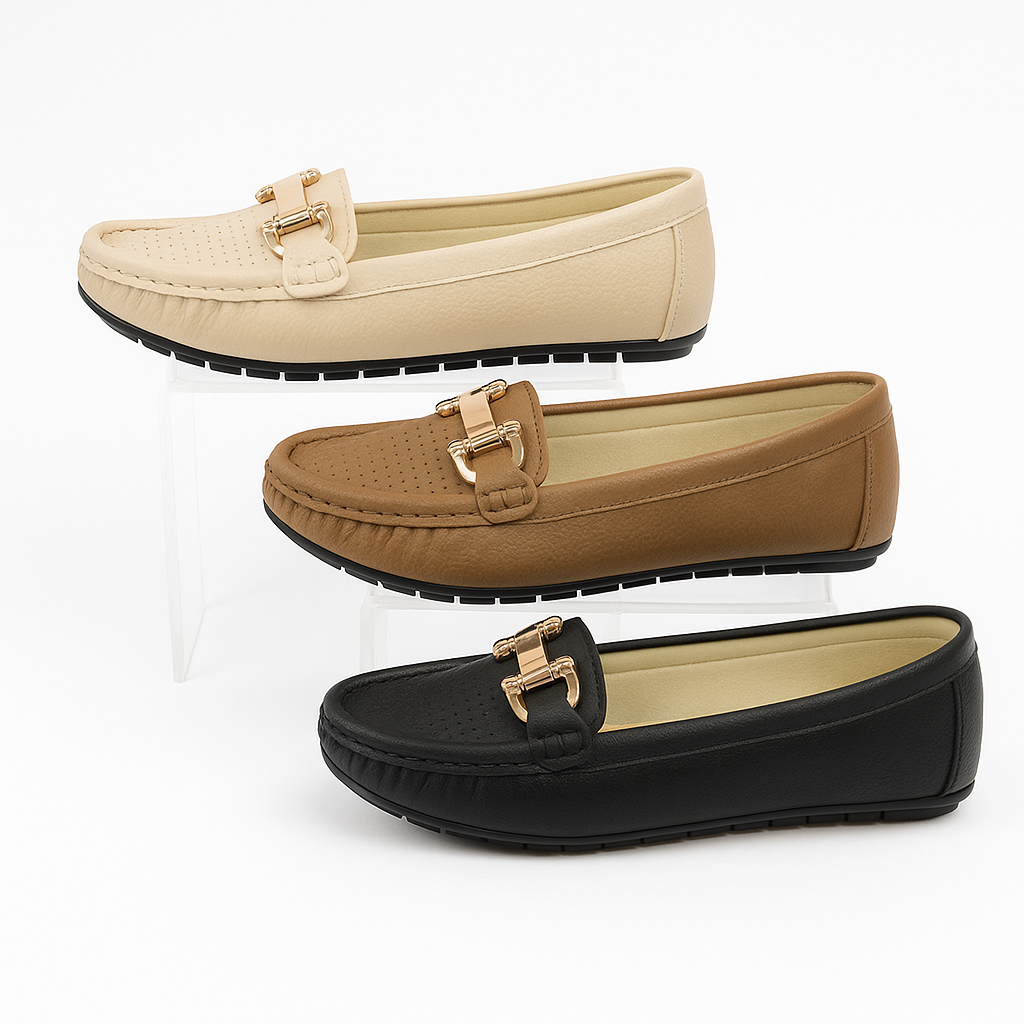 loafers with a decorative buckle. 130463