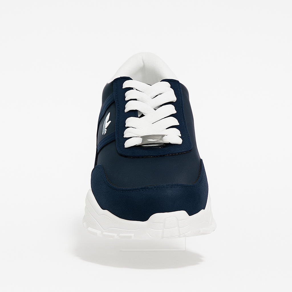 Adidas sneakers. 8524