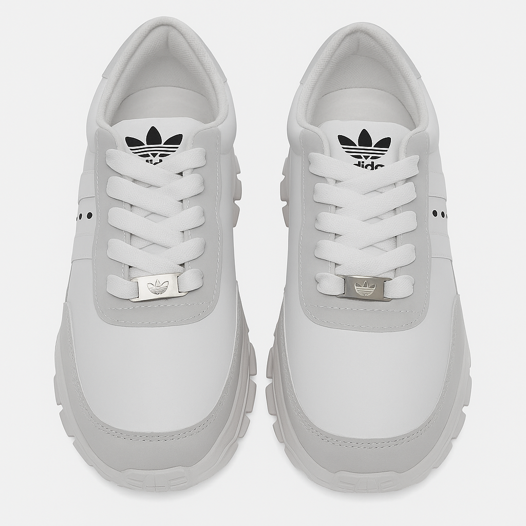 حذاء رياضي أديداس. 8524