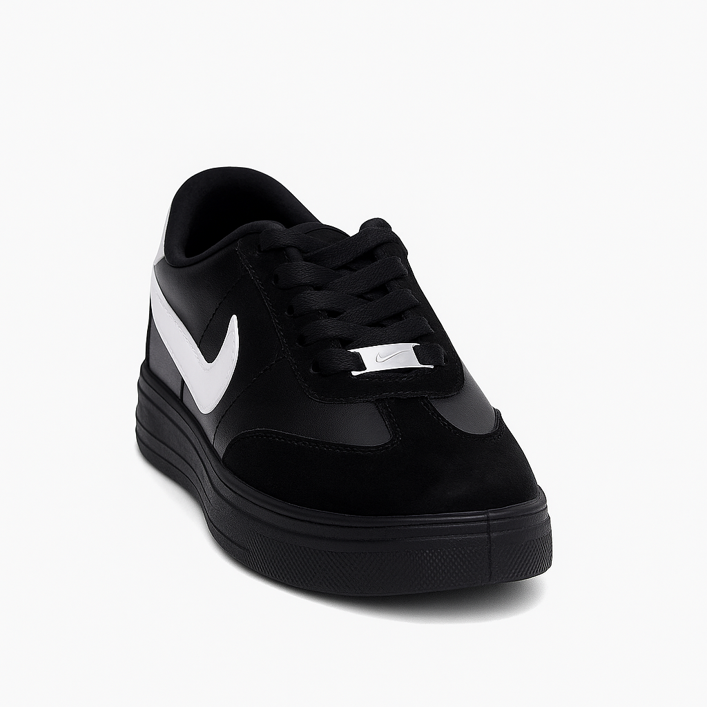 حذاء رياضي Nike Air Force 1 باللون الأسود 36886