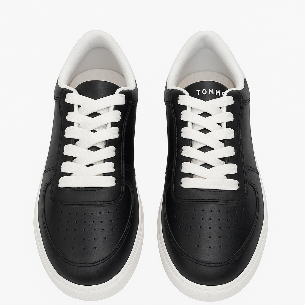 Tommy Hilfiger Lelini sneakers in navy 8273