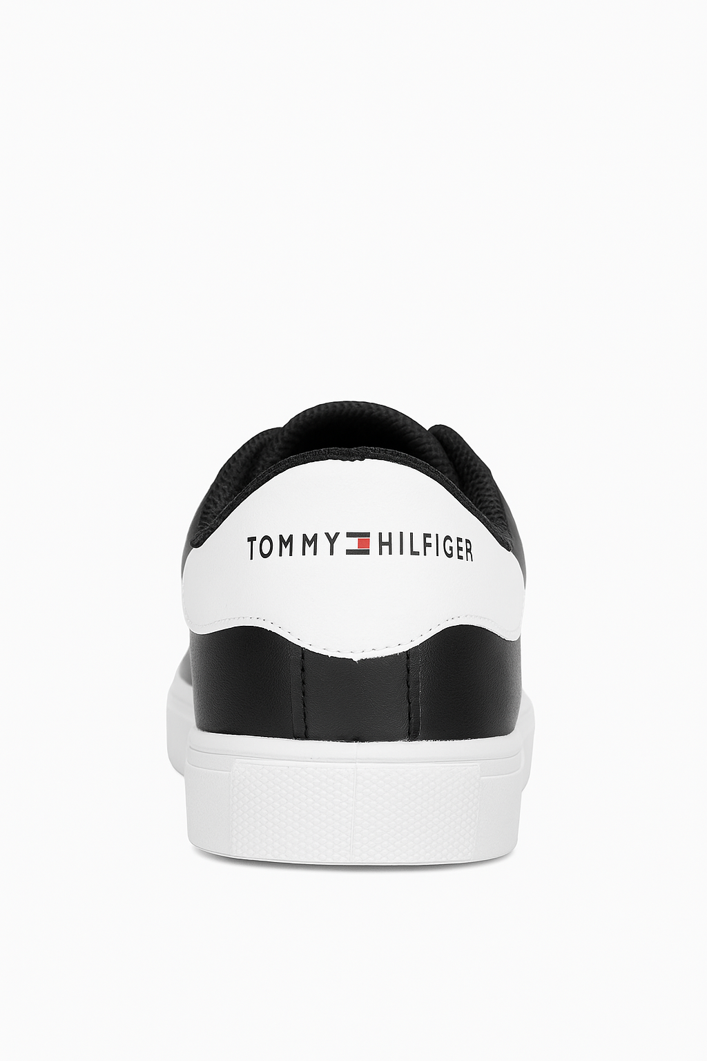 Tommy Hilfiger Lelini sneakers in black 8273