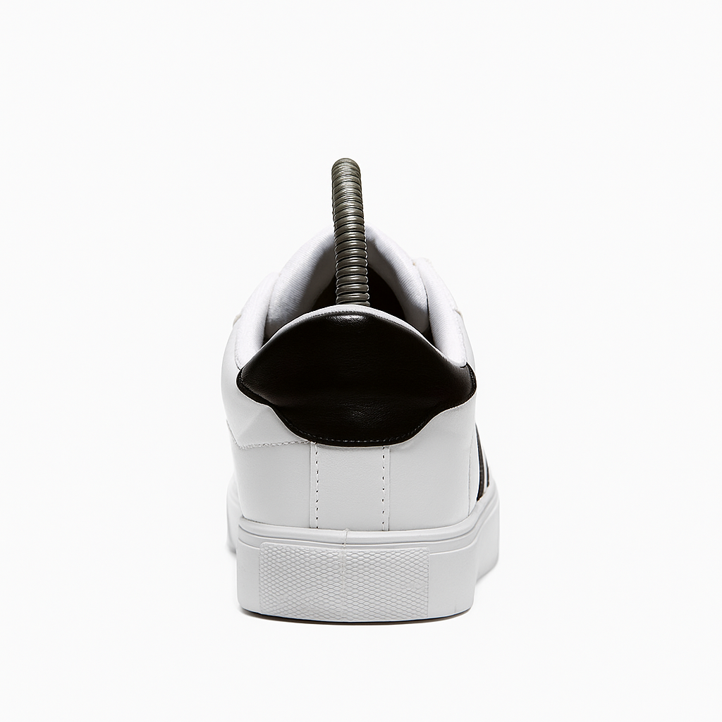 Tommy Hilfiger Pandora sneakers for men in white. 8561