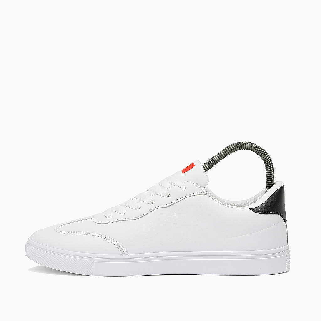 Tommy Hilfiger Pandora sneakers for men in white. 8561