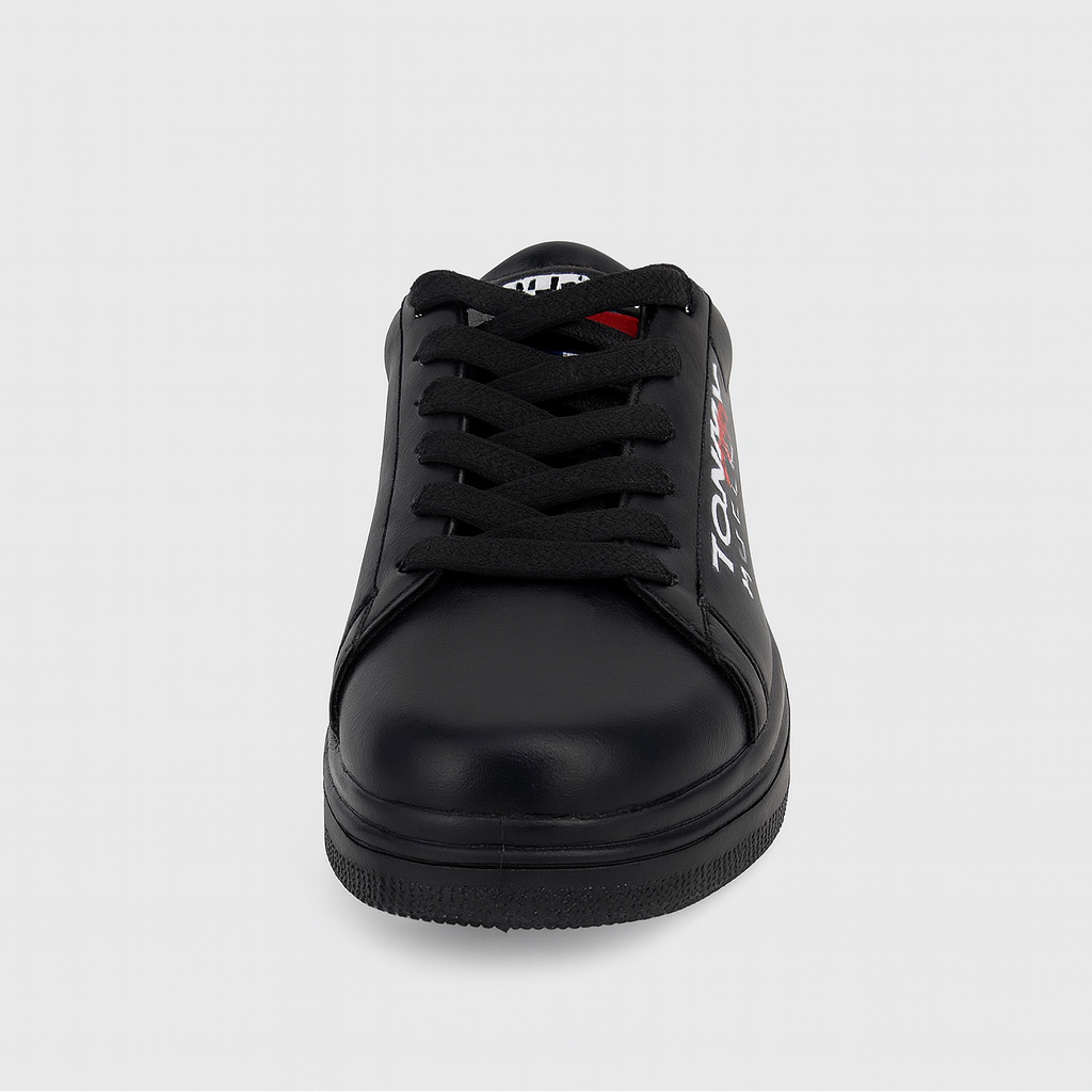 حذاء رياضي تومي هيلفيغر كول تومي جينز من الجلد الأسود. 159276