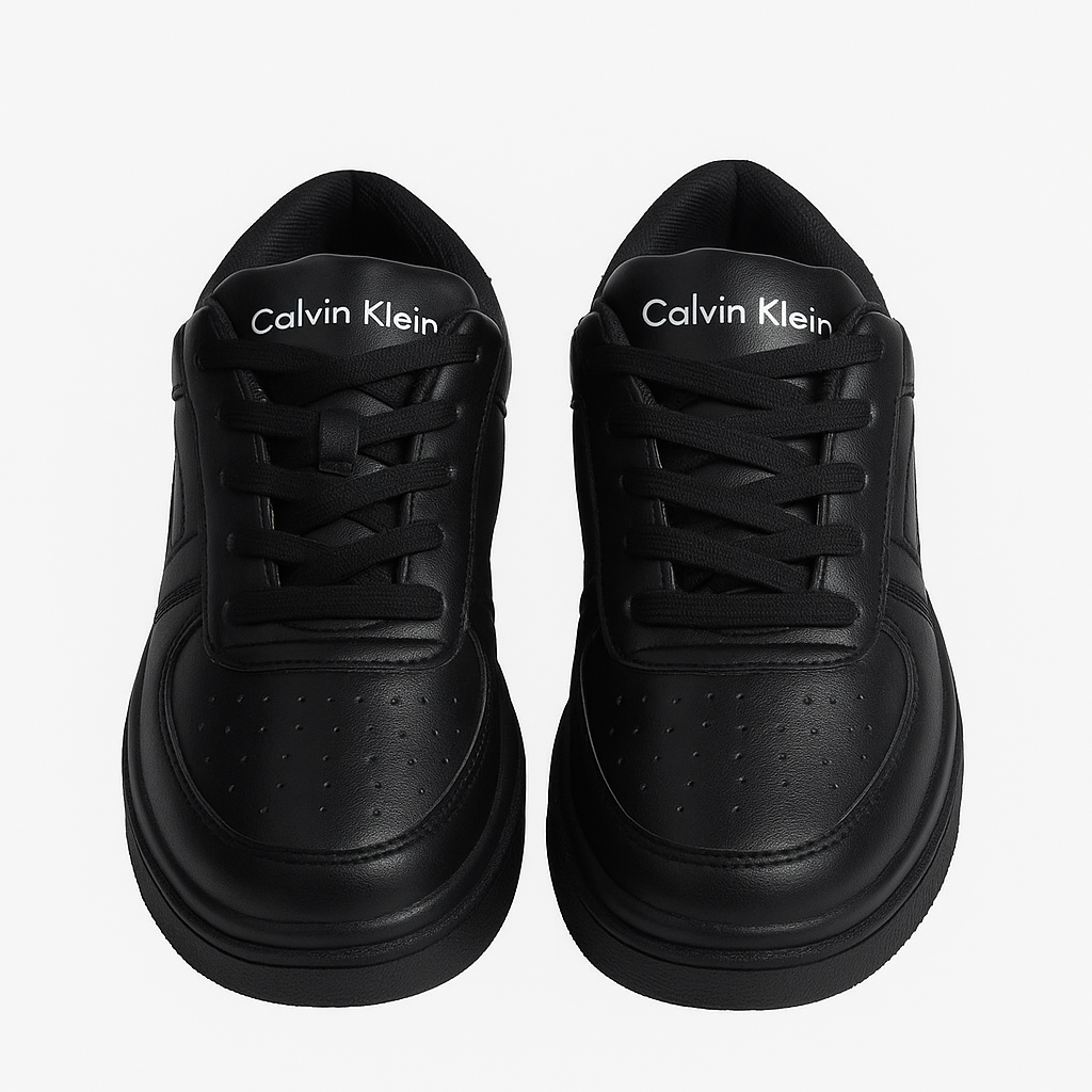 حذاء رياضي جلدي أسود. 152057