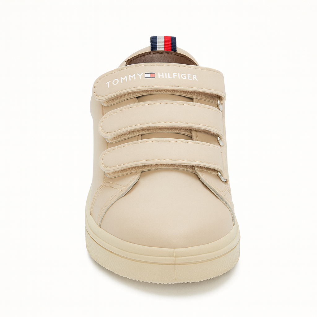 حذاء رياضي تومي هيلفيغر أبيض بشريط فيلكرو للنساء. 152058