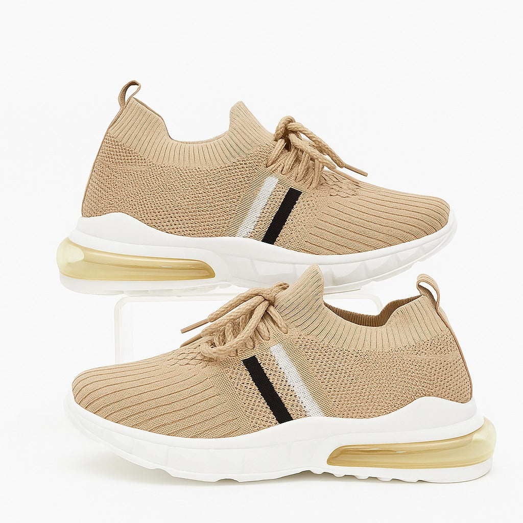 Kid's beige knit sneakers with a thick white and black 36898