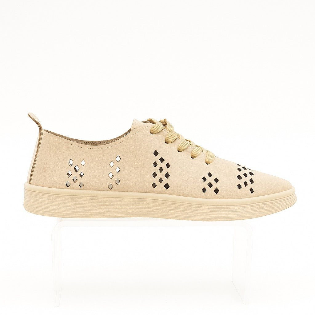 beige perforated lace-up shoes. 130826