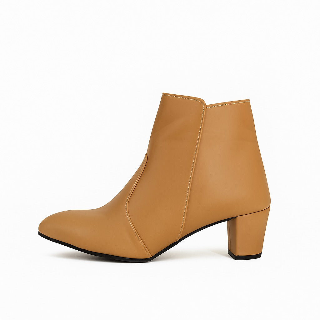 brown short boots 18313