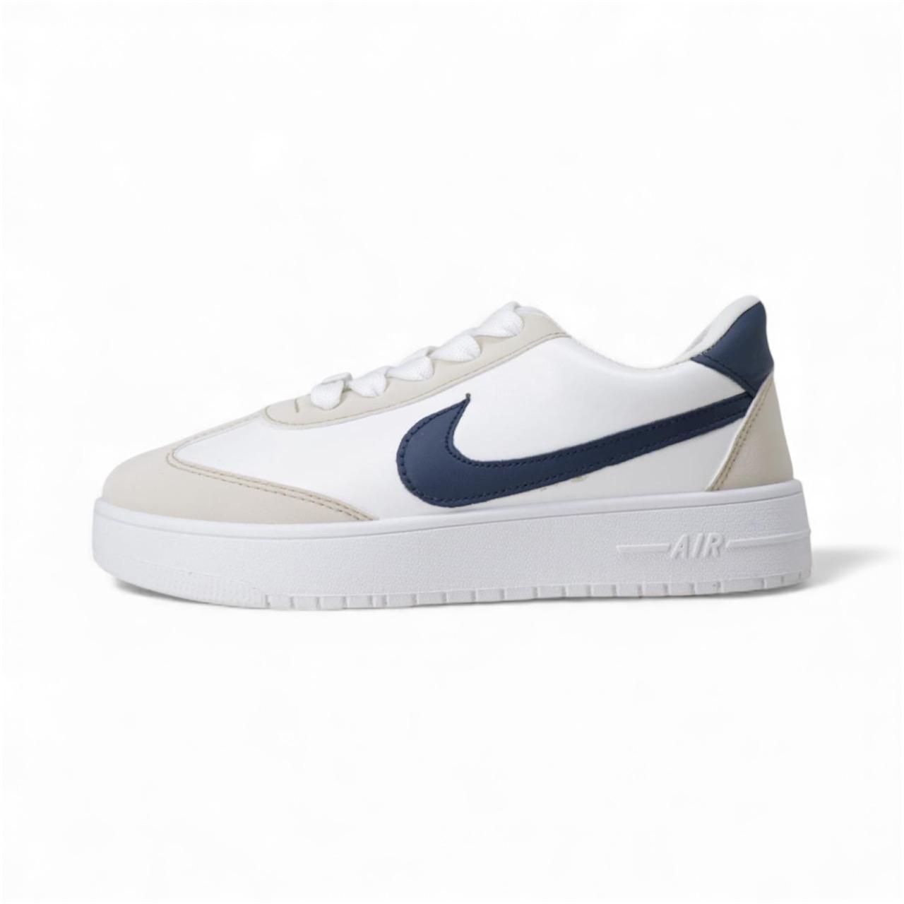 حذاء نايكي كورت للنساء 152234